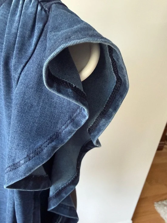 White House Black Market Indigo Blue Flutter Sleeve Top - Picture 4 of 6